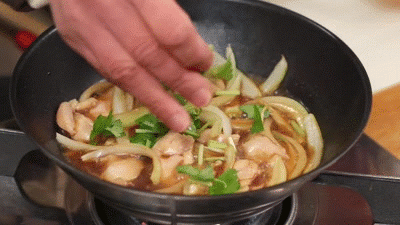 Oyakodon là gì? Công thức làm món Oyakodon chuẩn Nhật Bản